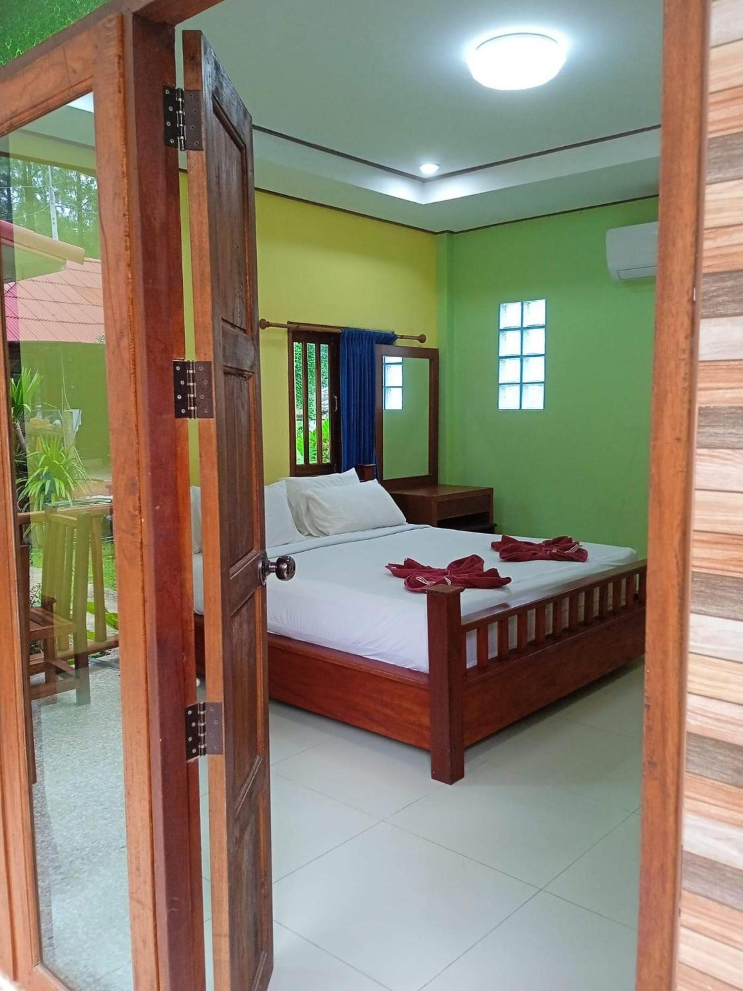 Coconut Corner Villa Ko Yao Noi Oda fotoğraf